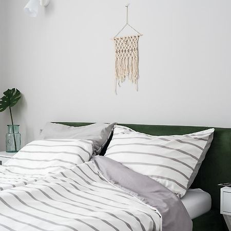 Csapo Apartment ديبريتْسين المظهر الخارجي الصورة